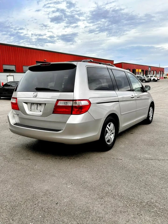2006 Honda Odyssey - Image 4 of 17