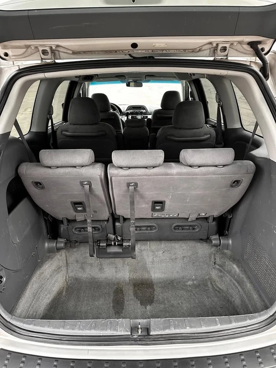 2006 Honda Odyssey - Image 15 of 17