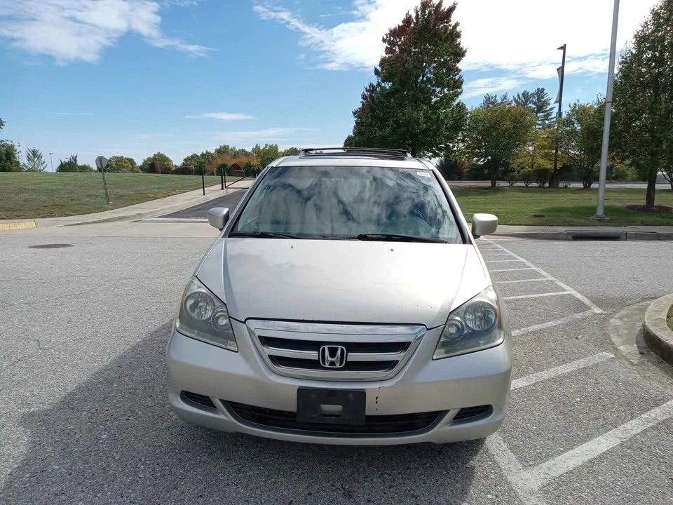 2006 Honda Odyssey - Image 15 of 20