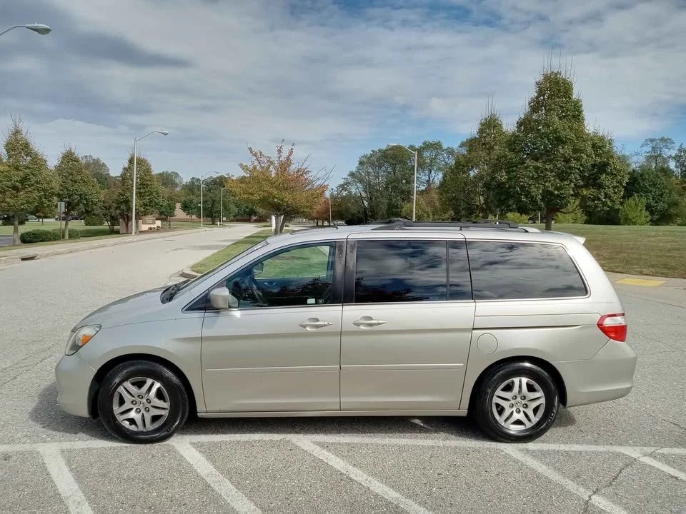 2006 Honda Odyssey - Image 2 of 20
