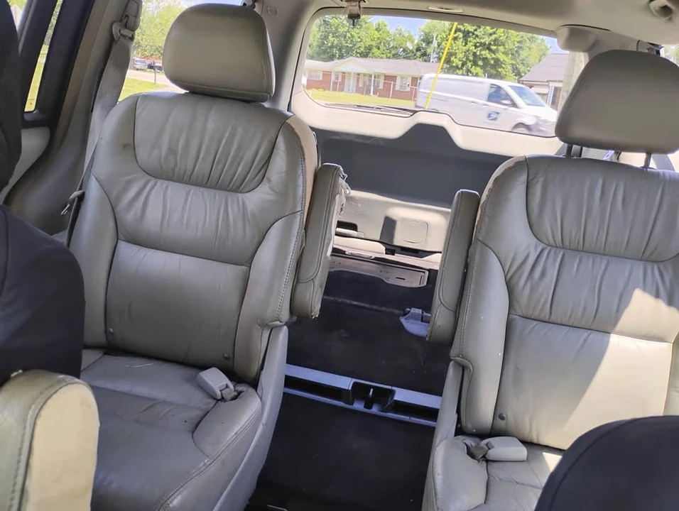 2006 Honda Odyssey - Image 6 of 10