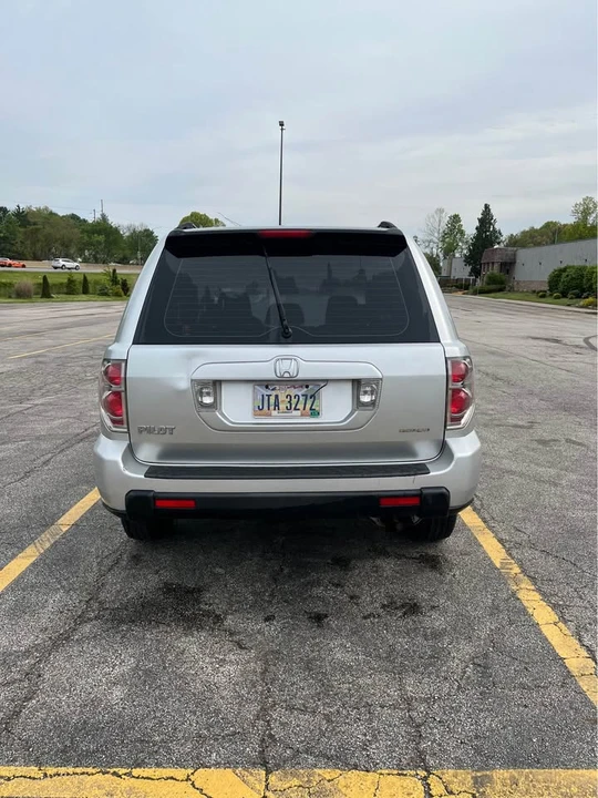 2006 Honda Pilot 1st Gen - Image 3 of 19