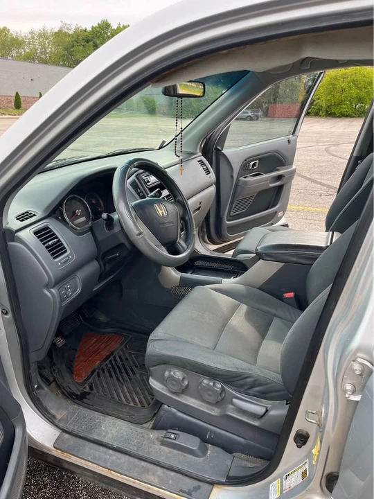 2006 Honda Pilot 1st Gen - Image 5 of 19