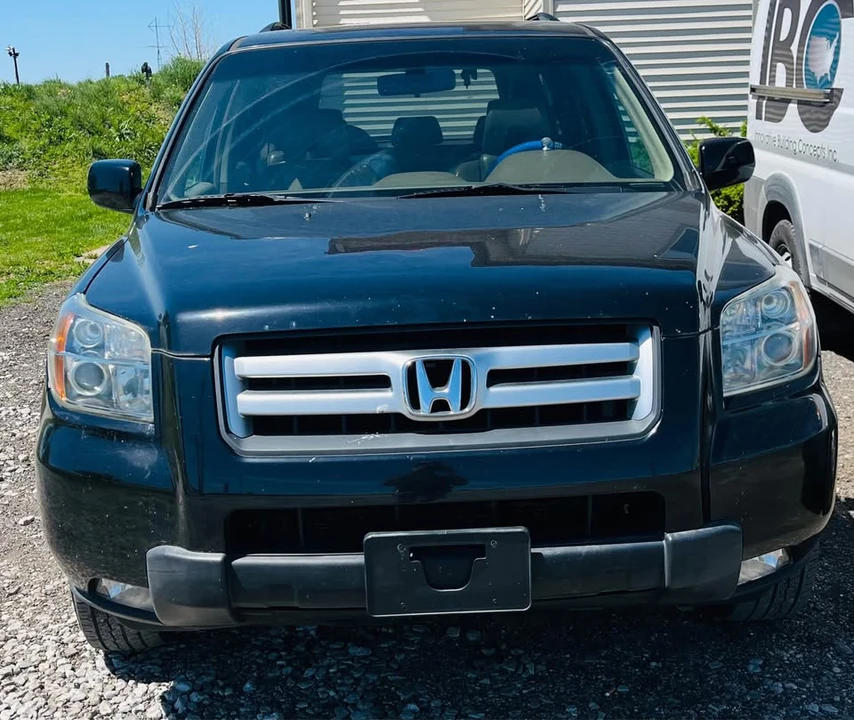 2006 Honda Pilot 1st Gen - Image 2 of 7