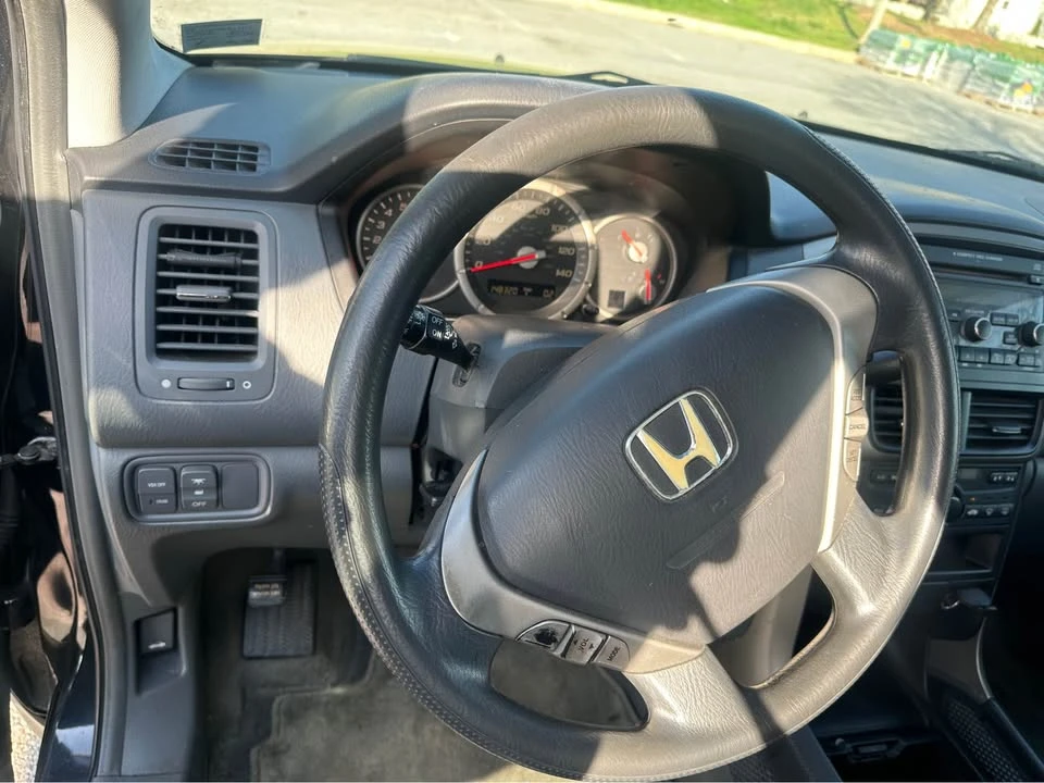 2006 Honda Pilot 1st Gen - Image 12 of 17