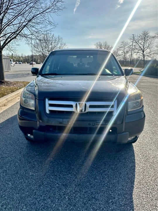 2006 Honda Pilot 1st Gen - Image 2 of 17