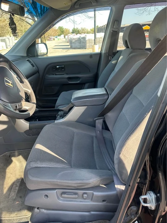 2006 Honda Pilot 1st Gen - Image 9 of 17