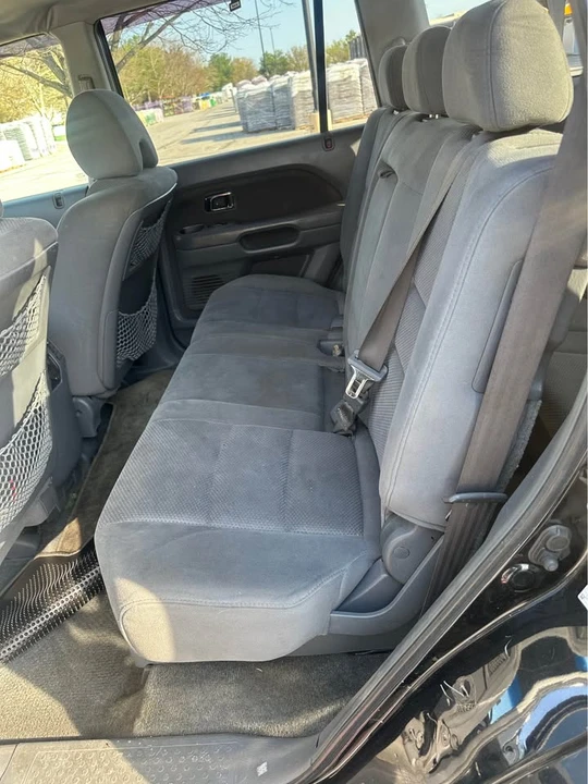 2006 Honda Pilot 1st Gen - Image 13 of 17