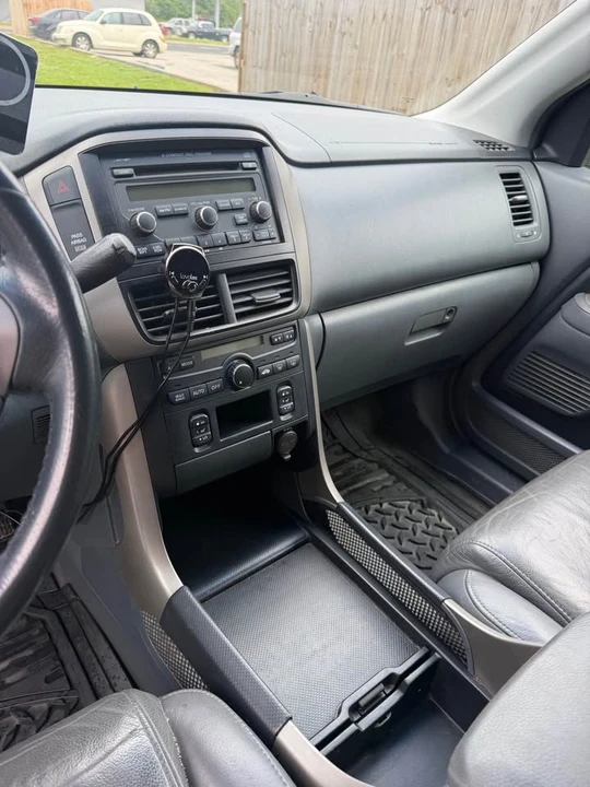 2006 Honda Pilot 1st Gen - Image 9 of 17