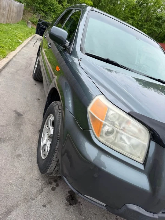 2006 Honda Pilot 1st Gen - Image 5 of 17