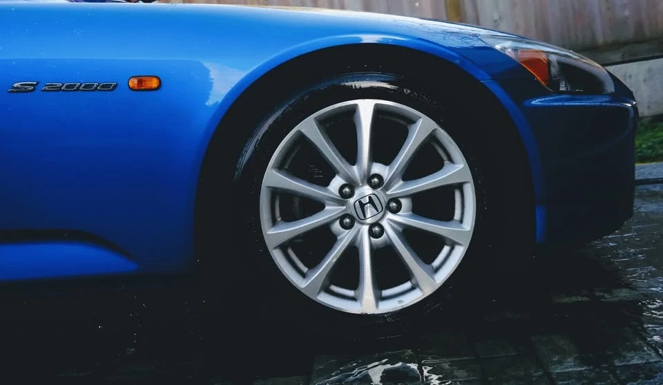 2006 Honda AP2 S2000 - Image 2 of 9
