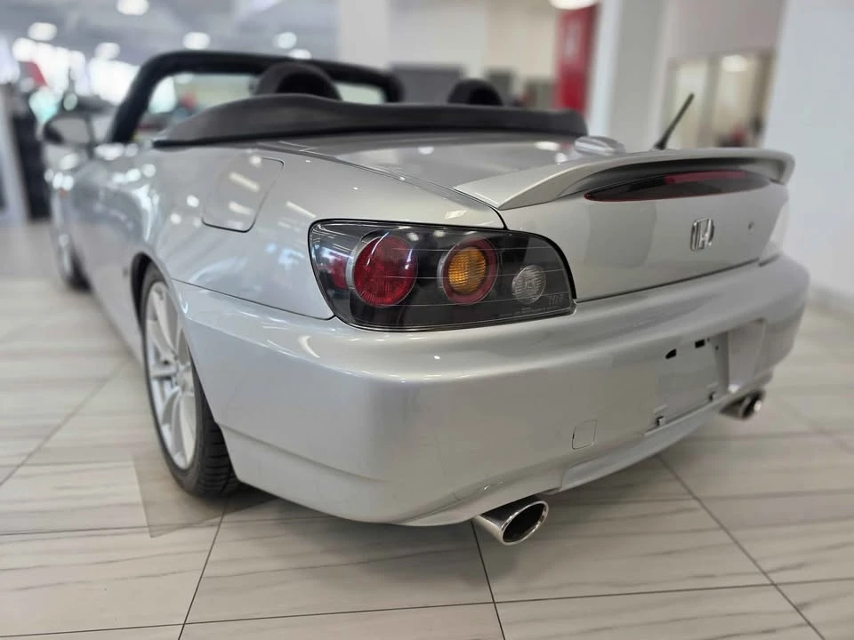 2006 Honda AP2 S2000 - Image 2 of 11
