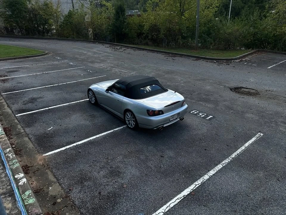 2006 Honda AP2 S2000 - Image 2 of 19