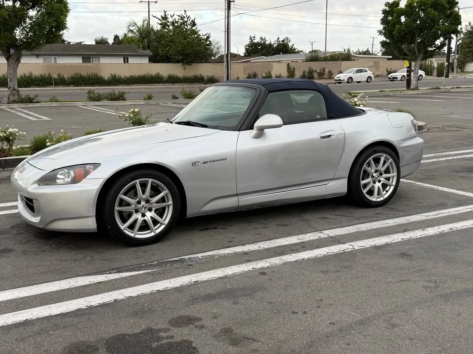 2006 Honda AP2 S2000 - Image 4 of 5