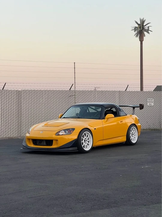 2006 Honda AP2 S2000 - Image 2 of 5