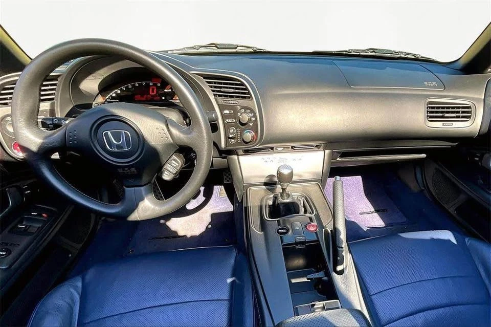 2006 Honda AP2 S2000 - Image 2 of 19