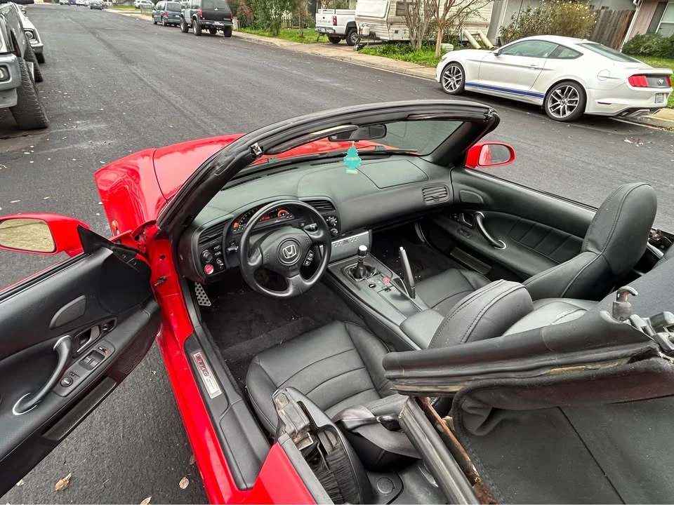 2006 Honda AP2 S2000 - Image 2 of 8