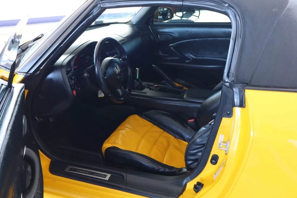 2006 Honda AP2 S2000 - Image 6 of 8