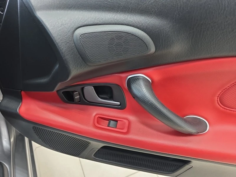 2006 Honda AP2 S2000 - Image 16 of 17
