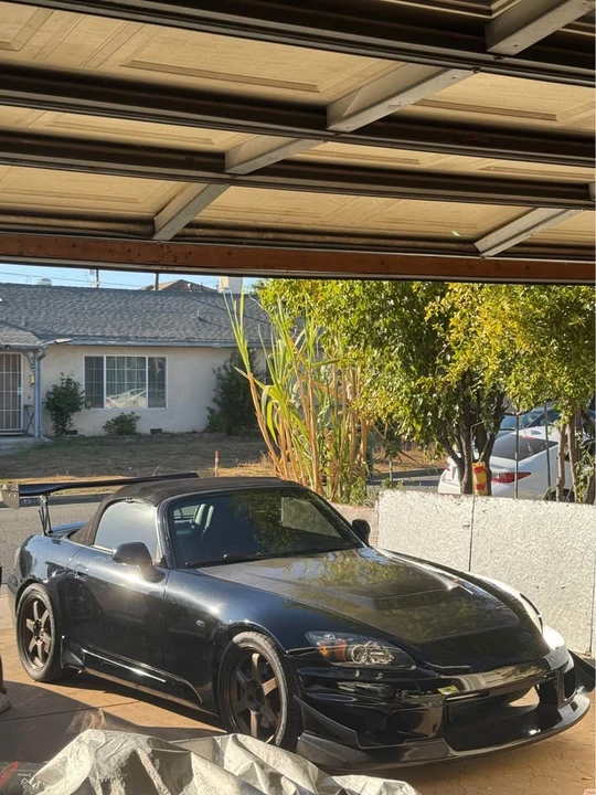 2006 Honda AP2 S2000 - Image 2 of 7