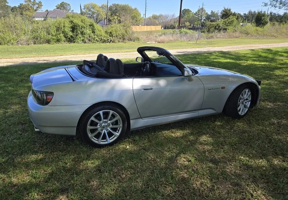 2006 Honda AP2 S2000 - Image 2 of 20