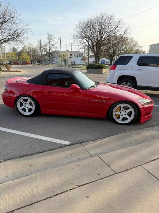 2006 Honda AP2 S2000 - Image 2 of 10