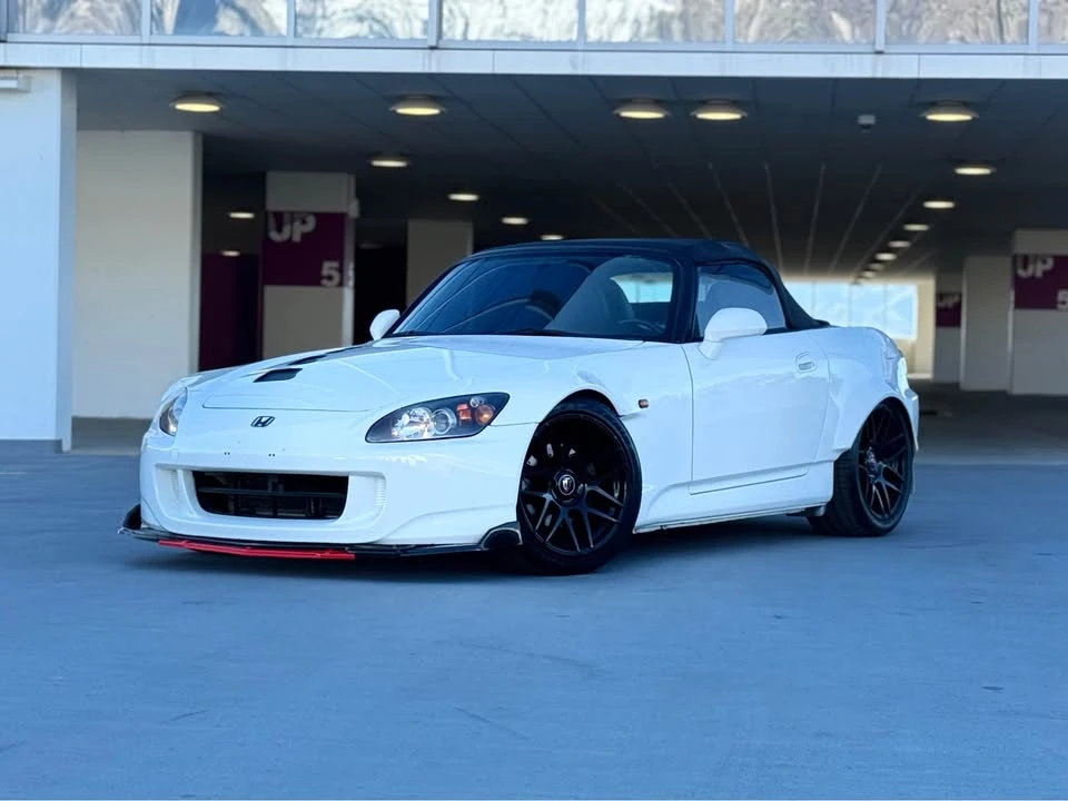 2006 Honda AP2 S2000 - Image 2 of 8