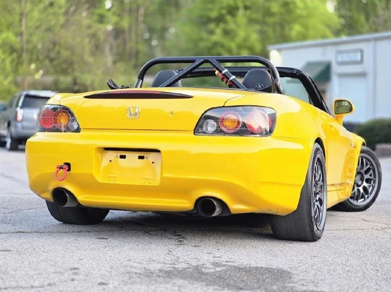 2006 Honda AP2 S2000 - Image 2 of 20