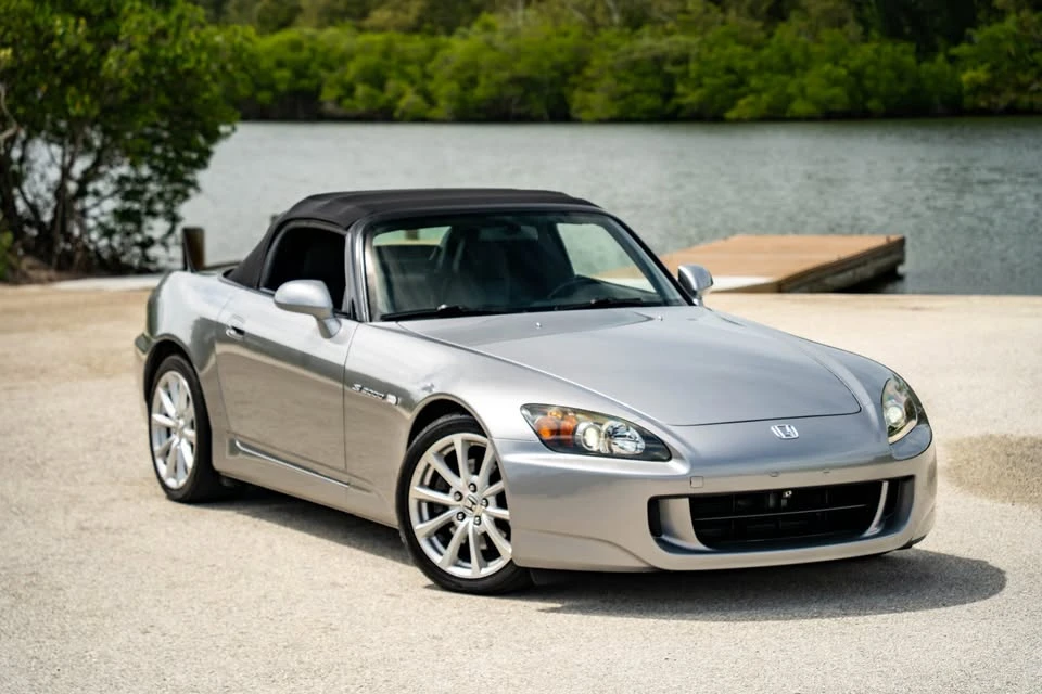 2006 Honda AP2 S2000 - Image 2 of 19