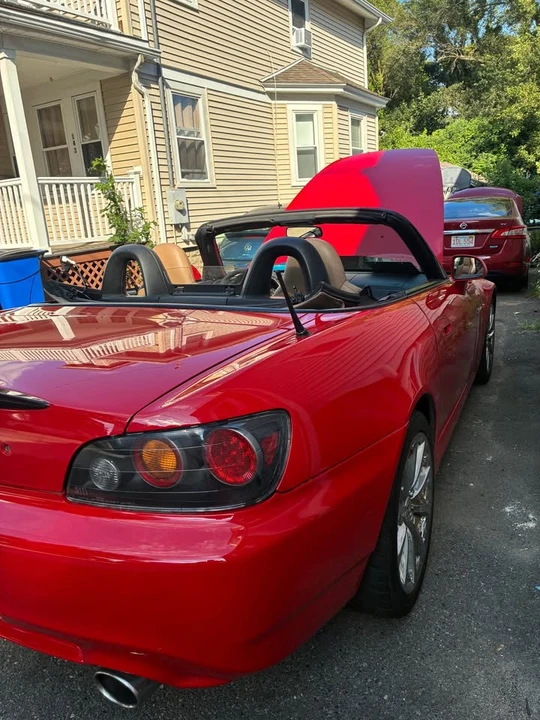 2006 Honda AP2 S2000 - Image 2 of 8