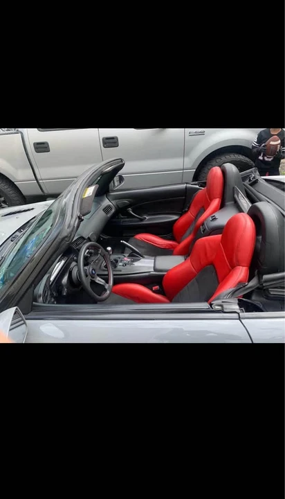 2006 Honda AP2 S2000 - Image 3 of 4