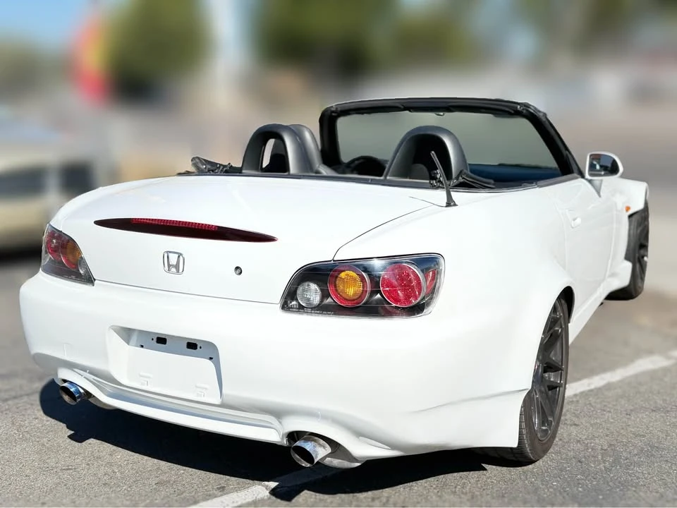 2006 Honda AP2 S2000 - Image 2 of 10