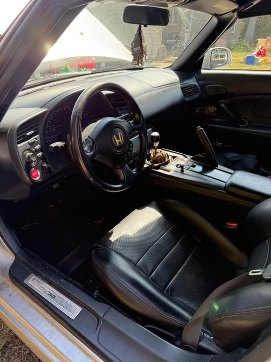 2006 Honda AP2 S2000 - Image 4 of 6