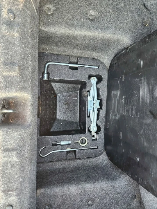 2006 Honda AP2 S2000 - Image 13 of 19