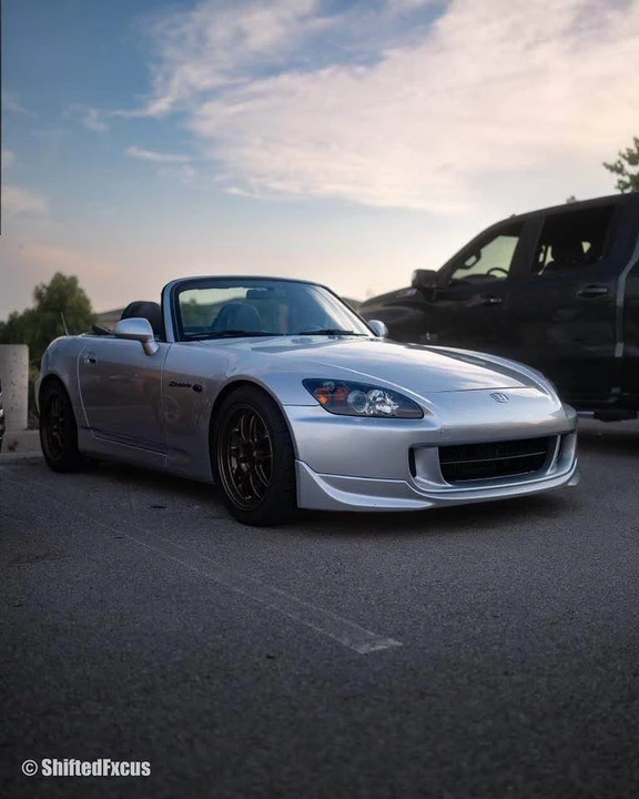 2006 Honda AP2 S2000 - Image 2 of 14