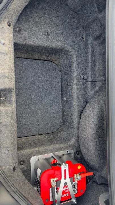 2006 Honda AP2 S2000 - Image 2 of 20