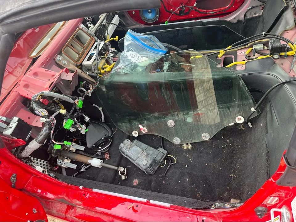 2006 Honda AP2 S2000 - Image 7 of 8