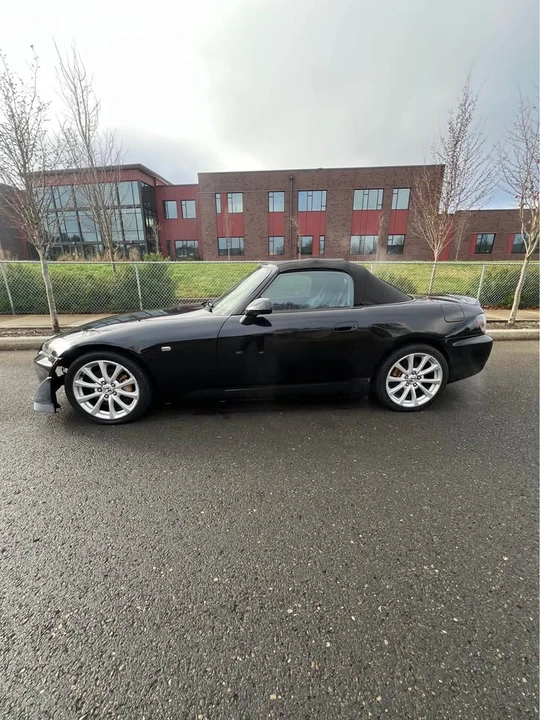 2006 Honda AP2 S2000 - Image 3 of 9