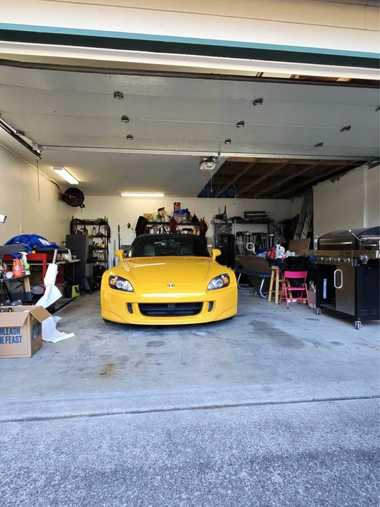 2006 Honda AP2 S2000 - Image 2 of 10
