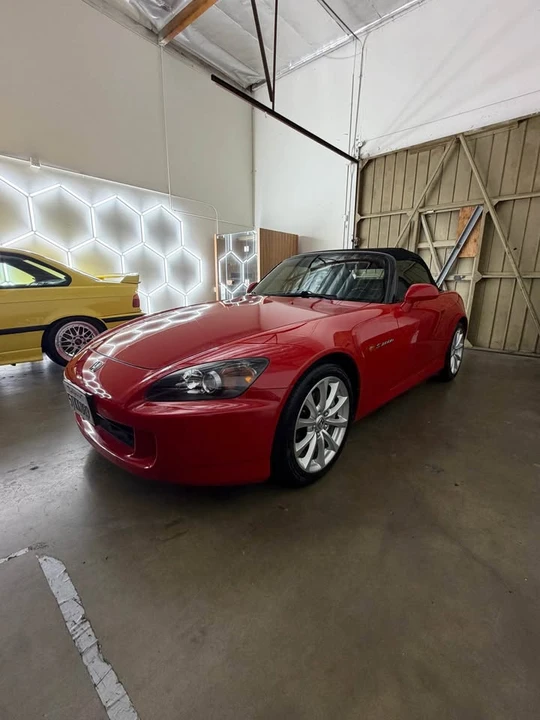 2006 Honda AP2 S2000 - Image 2 of 8