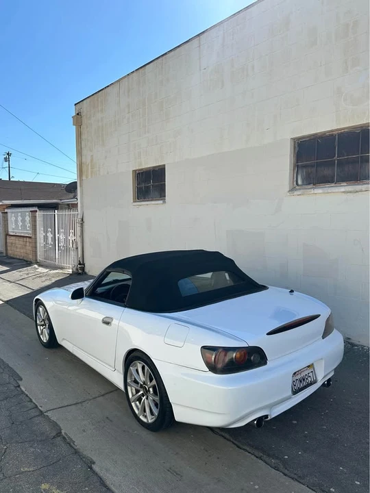 2006 Honda AP2 S2000 - Image 4 of 12