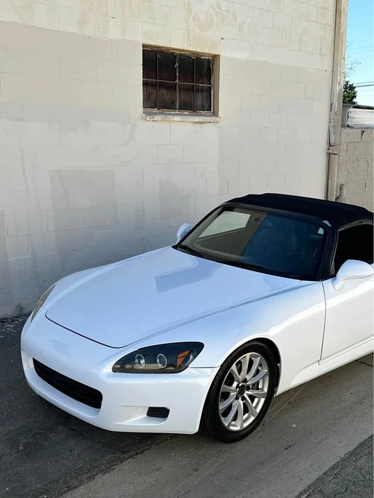 2006 Honda AP2 S2000 - Image 2 of 12