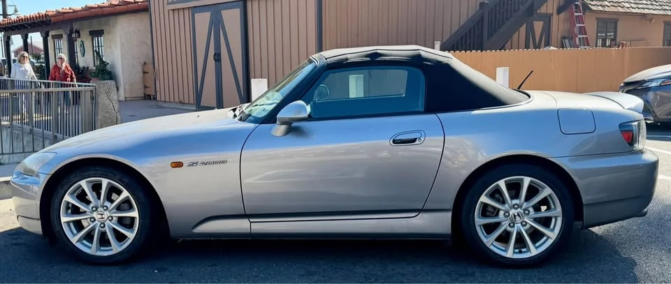 2006 Honda AP2 S2000 - Image 2 of 4