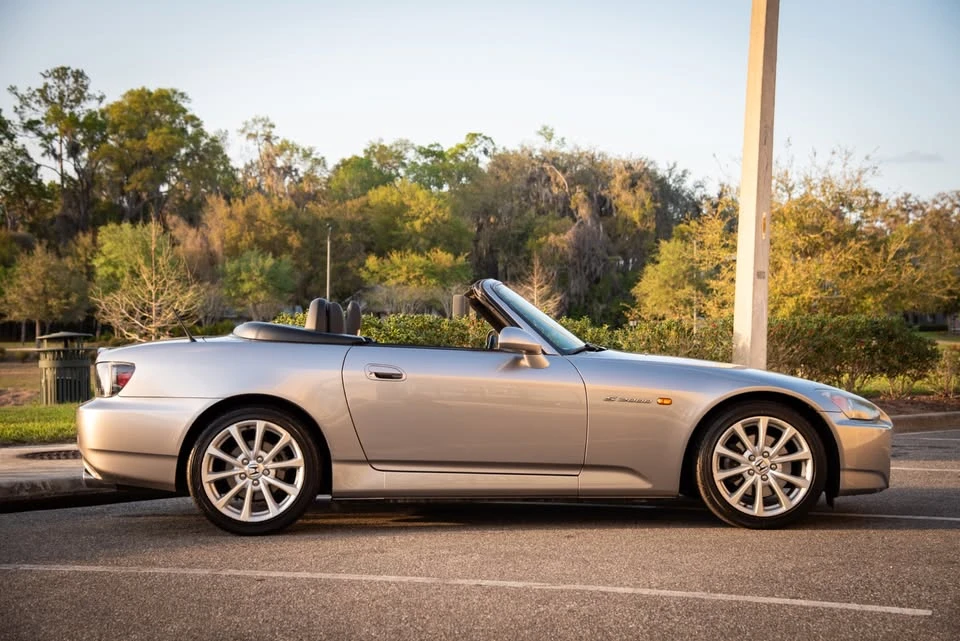 2006 Honda AP2 S2000 - Image 2 of 19