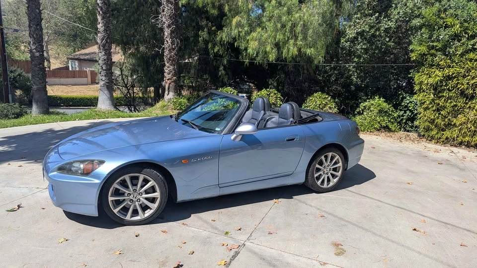 2006 Honda AP2 S2000 - Image 2 of 6