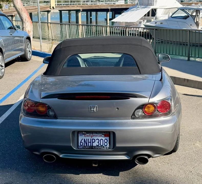 2006 Honda AP2 S2000 - Image 3 of 4