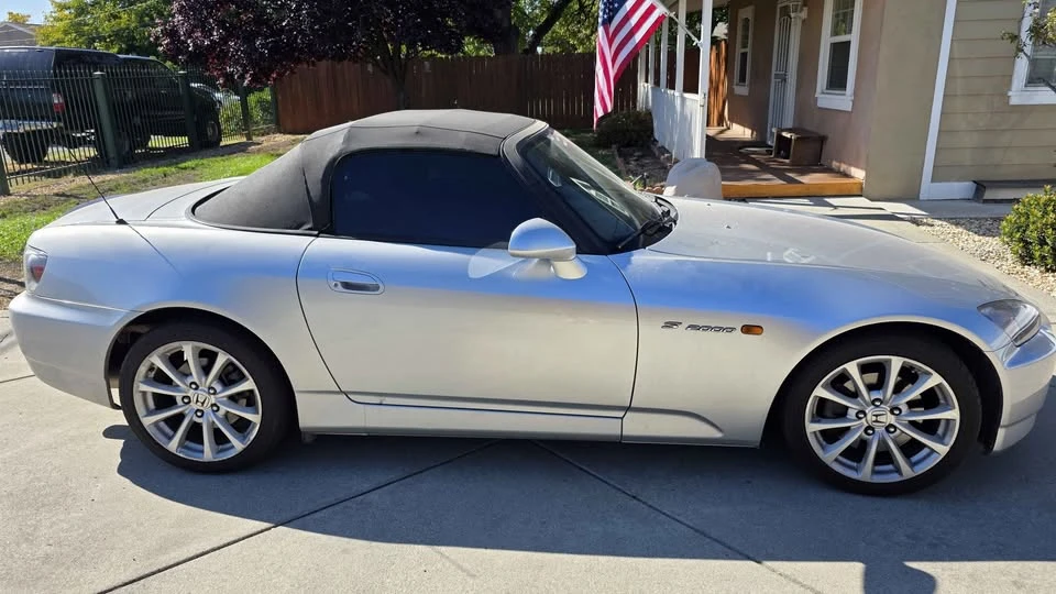 2006 Honda AP2 S2000 - Image 2 of 17