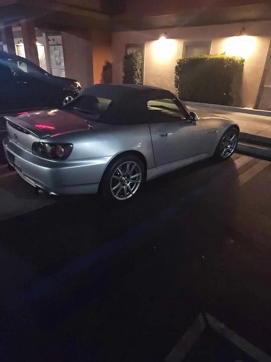 2006 Honda AP2 S2000 - Image 8 of 10