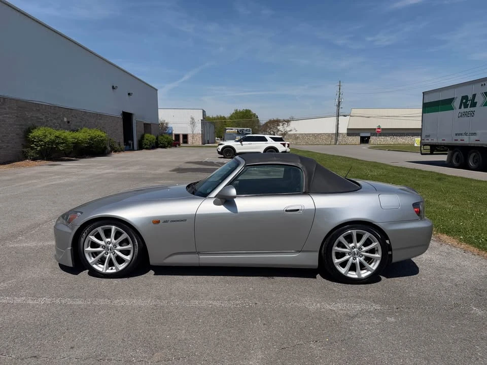 2006 Honda AP2 S2000 - Image 2 of 14
