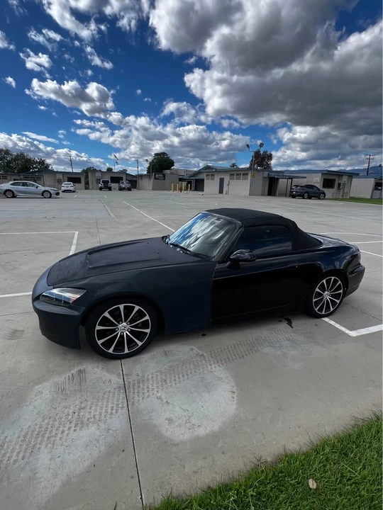 2006 Honda AP2 S2000 - Image 2 of 20
